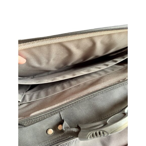 Samsonite BlackLaptop Briefcase With Adjustable Shoulder Strap & Multiple Compar - Picture 12 of 13